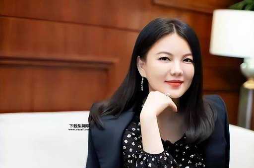 李湘个人简介：娱乐圈名媛与财富自由的女强人