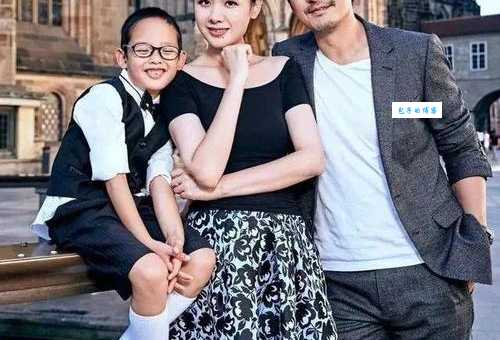 高峰现任妻子范春玲:低调幸福的婚姻生活