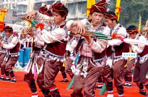 芦笙是哪个民族的乐器？苗族芦笙文化及演奏技艺详解