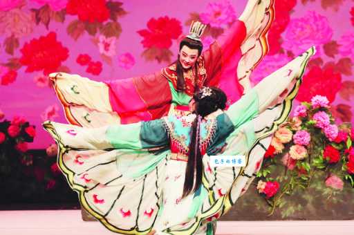 上海越剧院经典剧目盘点 感受江南戏曲魅力