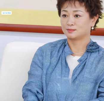 王荔蕻是谁她为什么突然火了