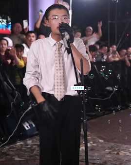 郭有才个人简介资料:他到底多大了?哪里人?