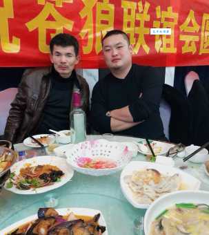 想看你最有才刘东立表演？一键直达当年演出的高清视频！