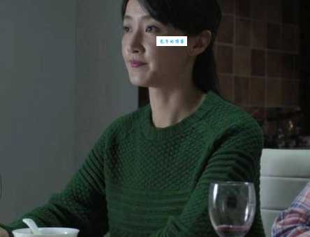 钟小艾扮演者叫什么名字？她的真实身份大揭秘！